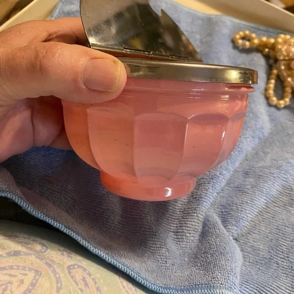 Vintage sugar bowl with metal flip lid - Picture 7 of 7